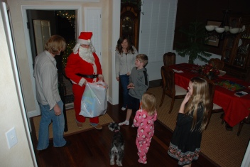2013-12-23 21-10-24 Hildebrand Christmas.jpg